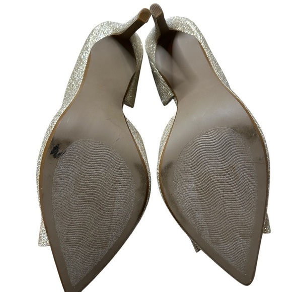 Betsey Johnson high gold heels with bow 9.5 - Picture 9 of 9